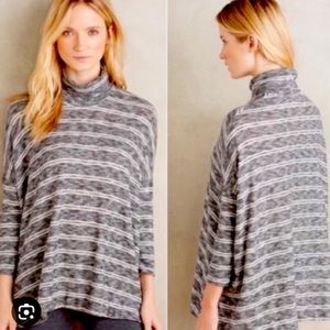 Postmark anthro Gray white striped asymmetrical hem oversized sweater top small